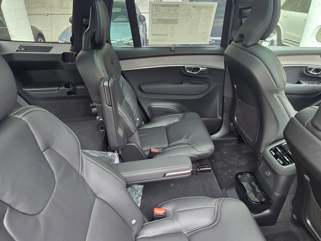 New 2026 Volvo XC90 T8 Ultra w/ Protection Package image 12