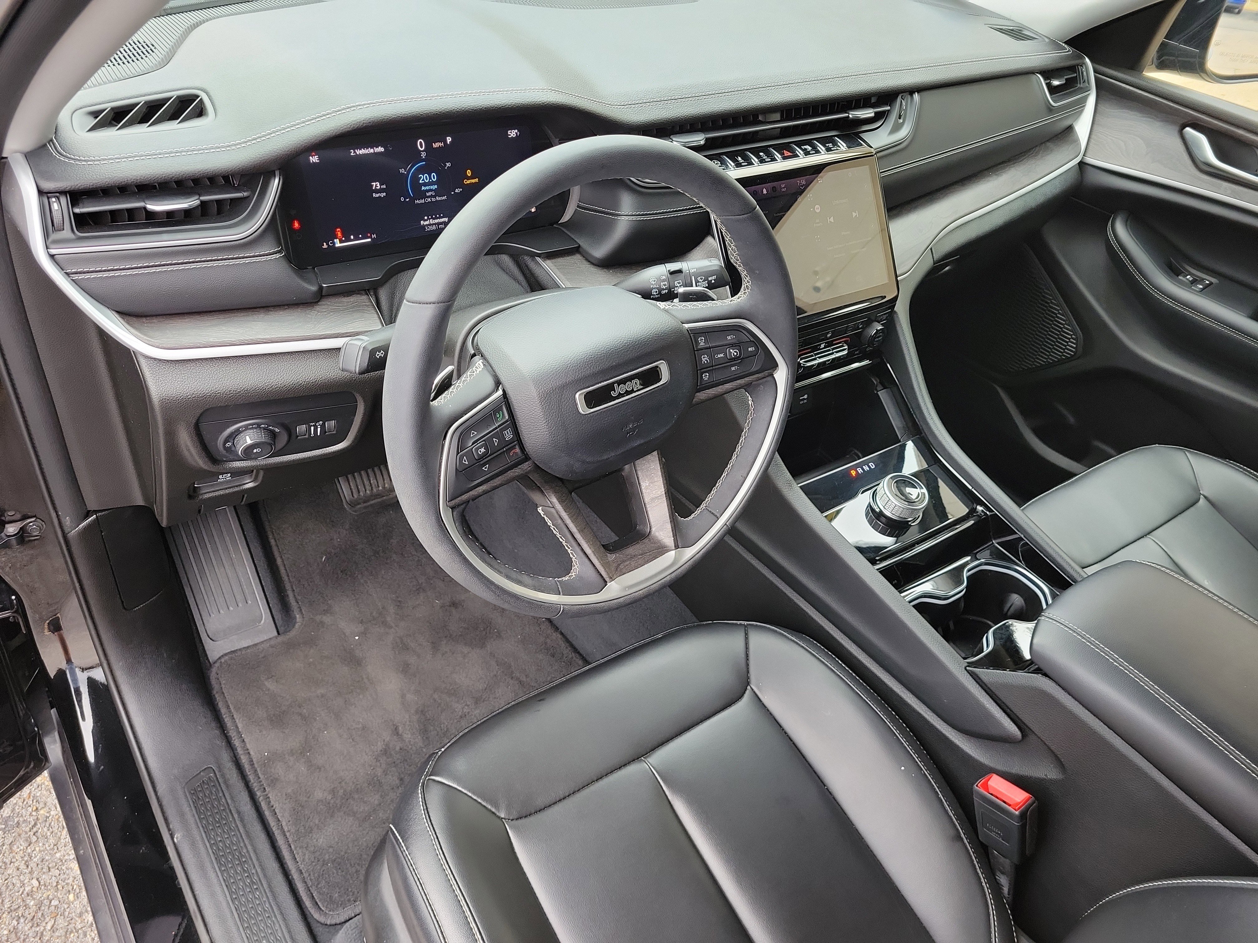 Used 2023 Jeep Grand Cherokee L Limited image 8