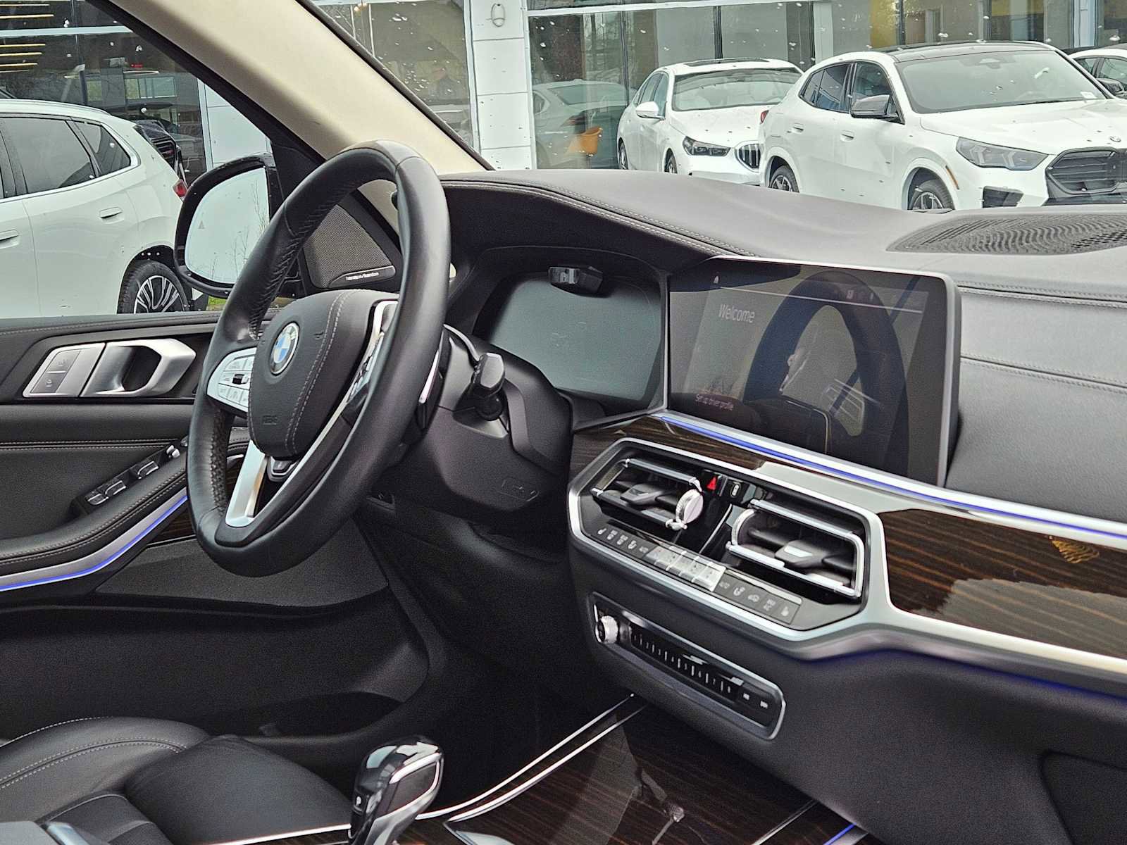 Used 2019 BMW X7 xDrive50i w/ Premium Package image 12