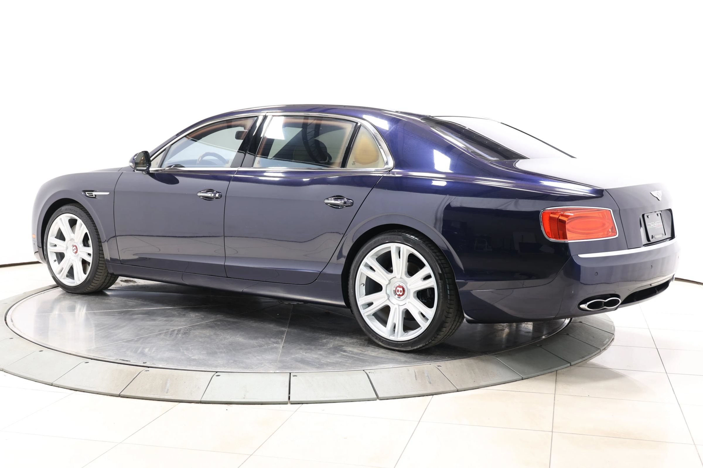 Used 2015 Bentley Flying Spur V8 AWD/4WD image 57