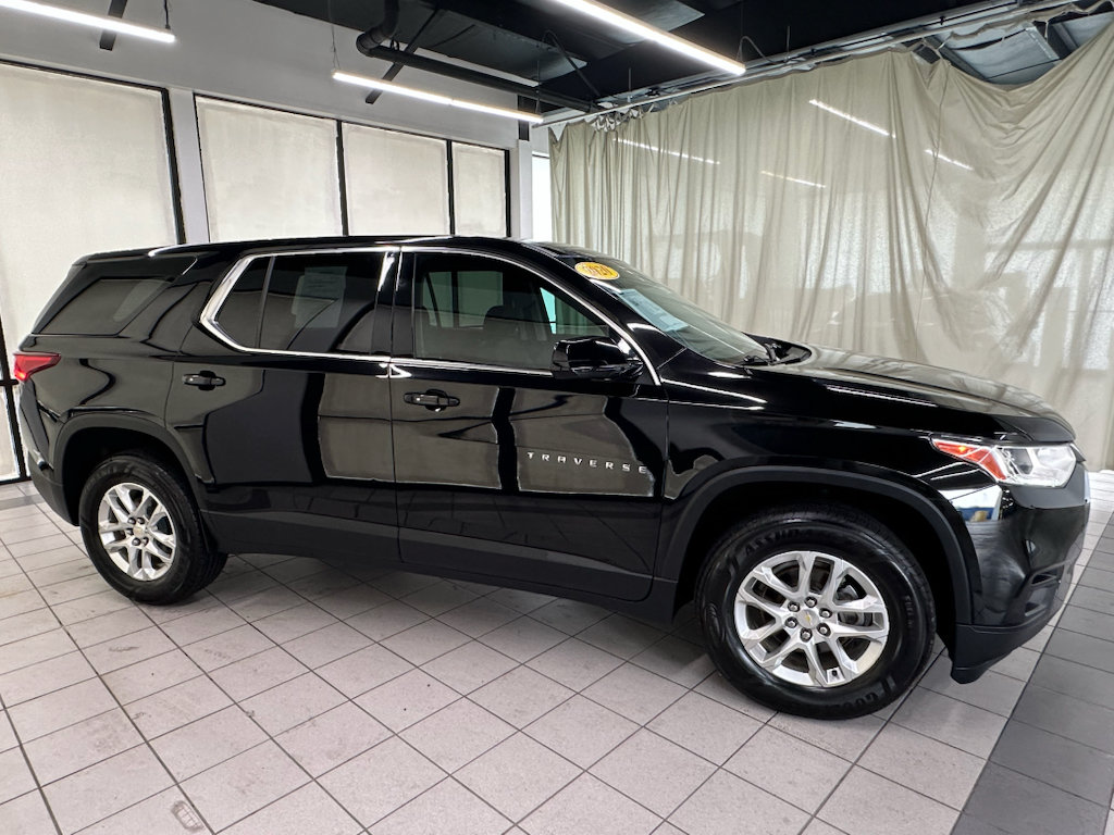 Certified 2020 Chevrolet Traverse LS w/ LPO, Floor Liner Package FWD image 5