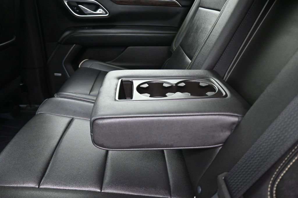 Used 2021 Chevrolet Suburban Premier AWD/4WD image 33