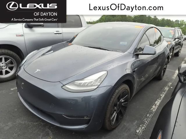 Used 2023 Tesla Model Y Long Range AWD/4WD image 1