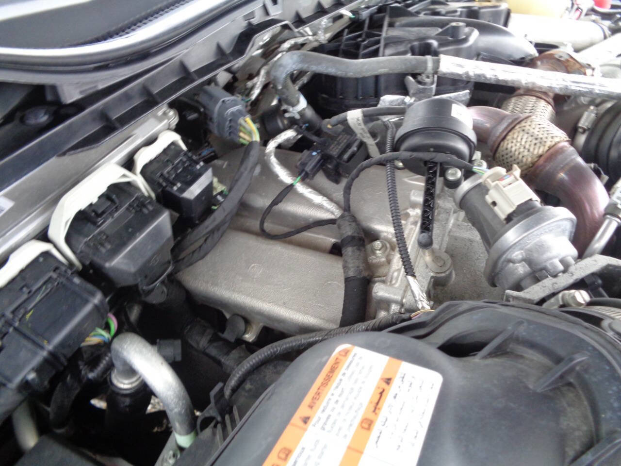 Used 2017 Ford F250 Lariat w/ Chrome Package image 38