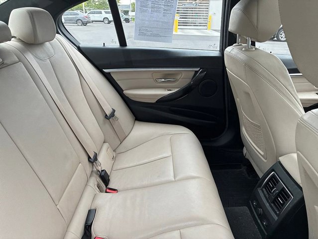 Used 2018 BMW 330i xDrive Sedan w/ Convenience Package AWD/4WD image 22