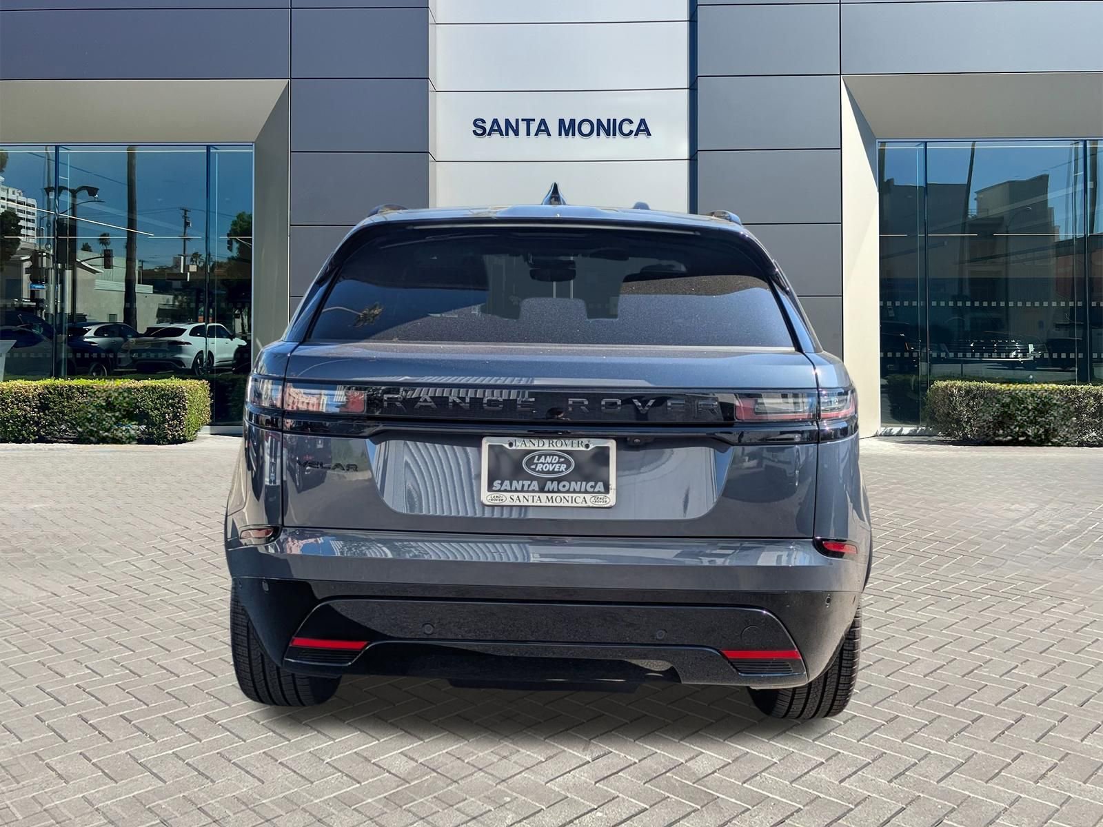 New 2026 Land Rover Range Rover Velar Dynamic SE image 6