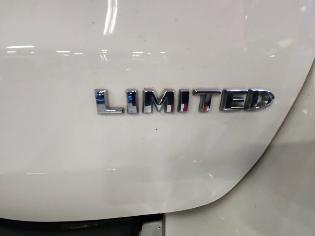 Used 2019 Jeep Grand Cherokee Limited image 36