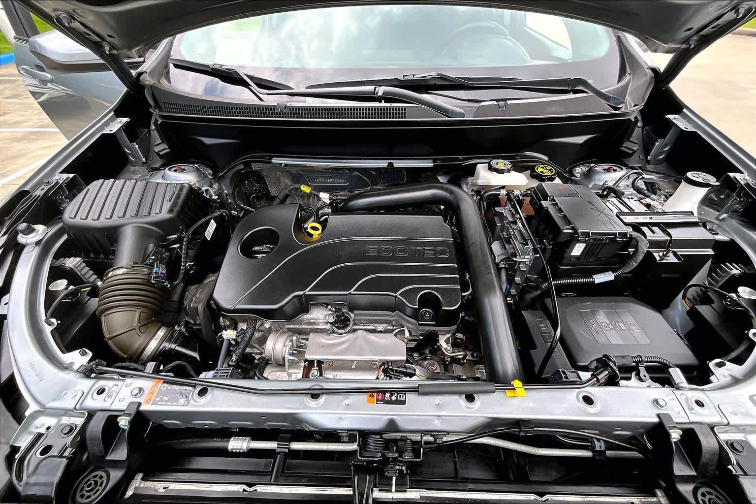 Used 2023 Chevrolet Equinox LT FWD image 30