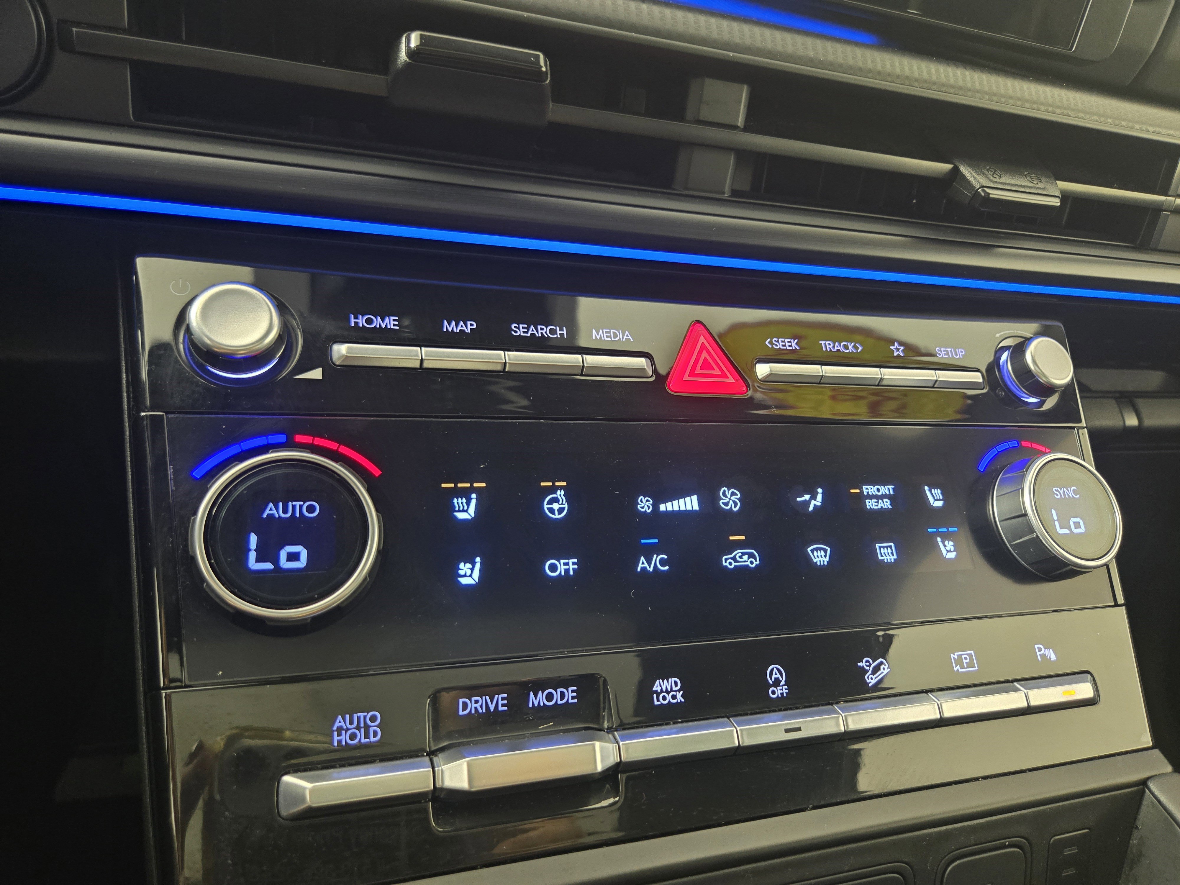 Used 2024 Hyundai Santa Fe Calligraphy image 29