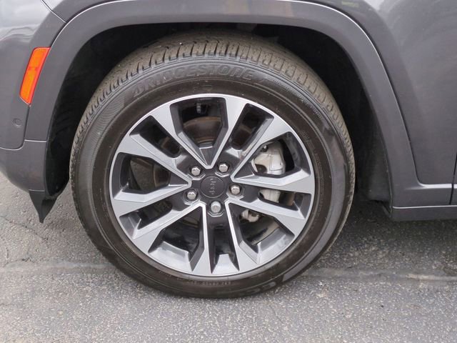 Certified 2022 Jeep Grand Cherokee Overland w/ Adv Protech Group III image 10