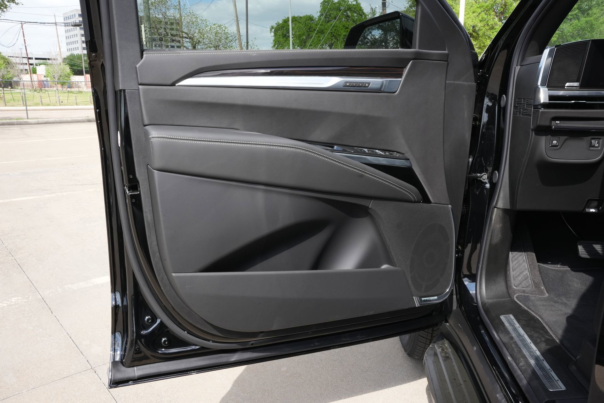 New 2026 Cadillac Escalade 2WD image 17