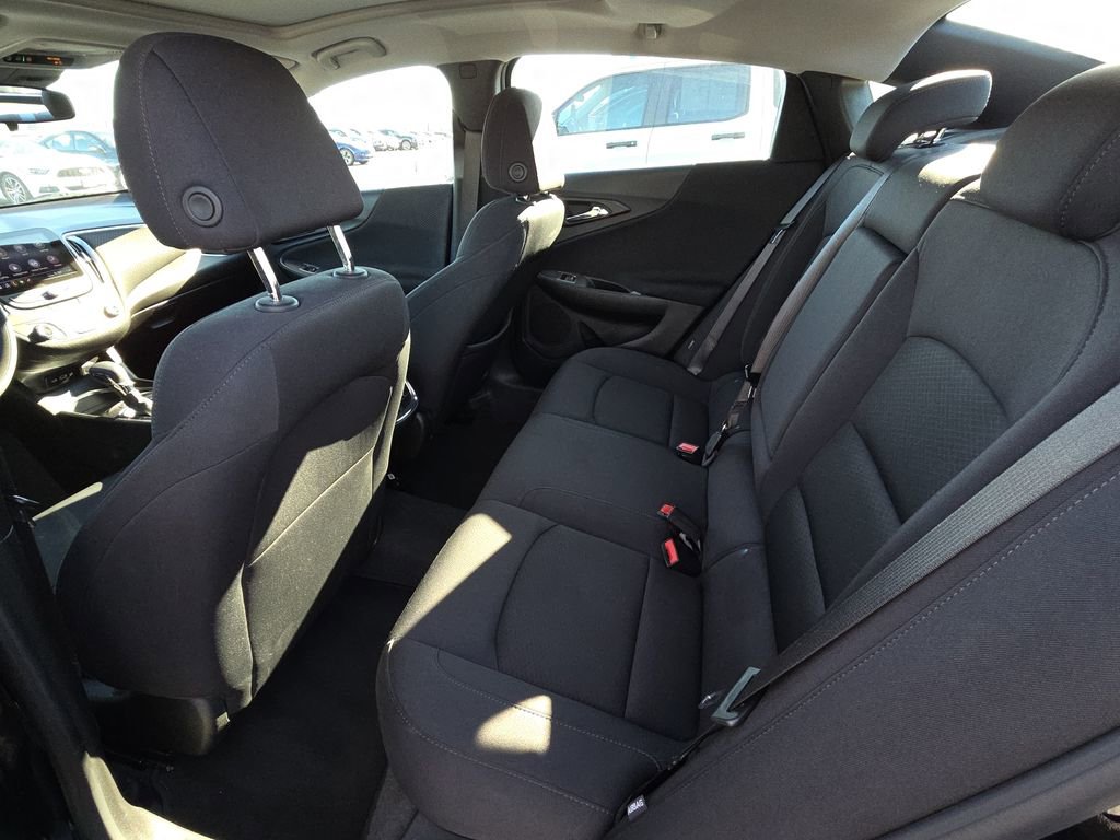Used 2024 Chevrolet Malibu LT image 29