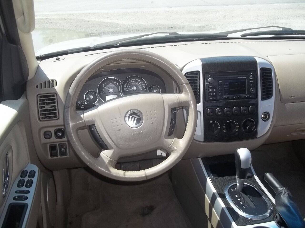 Used 2007 Mercury Mariner 4WD Hybrid image 8