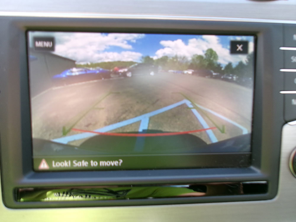 Used 2017 Volkswagen Golf SE image 18