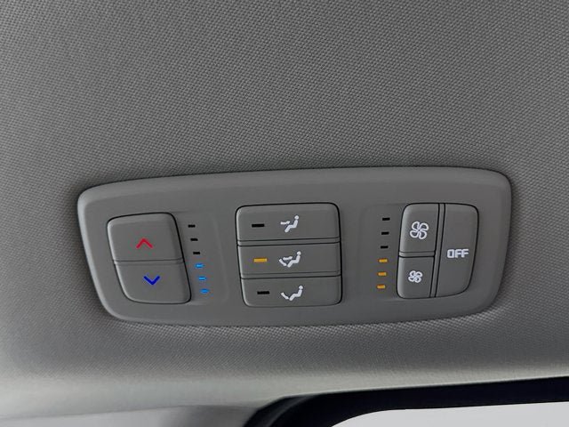 Used 2024 Kia Carnival LX FWD image 24