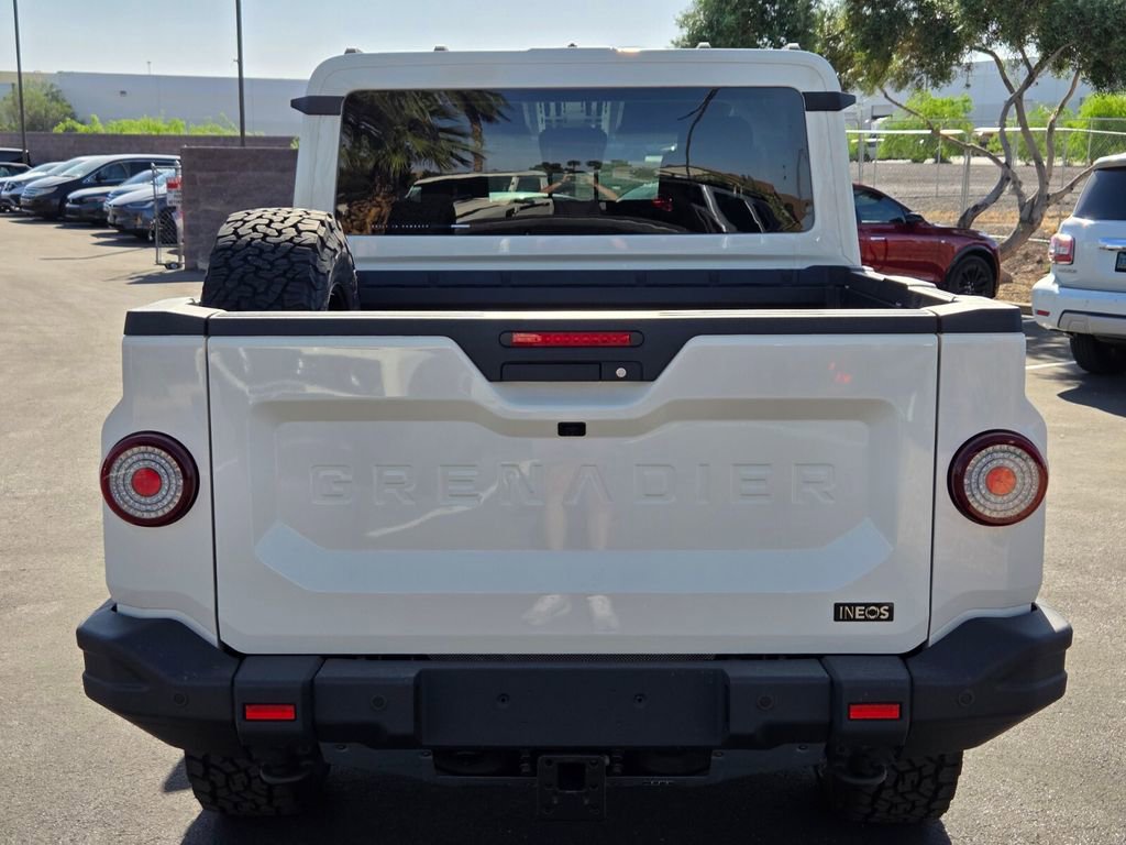 New 2025 INEOS Grenadier Fieldmaster Edition image 5