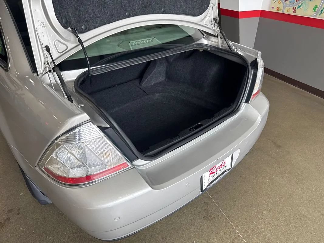 Used 2008 Mercury Sable AWD Sedan image 93