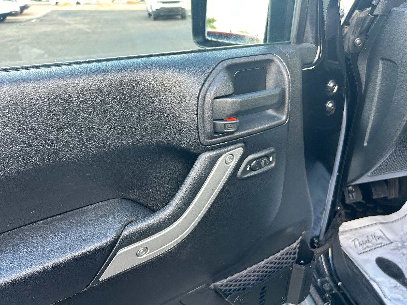 Used 2016 Jeep Wrangler Sahara w/ Connectivity Group AWD/4WD image 13
