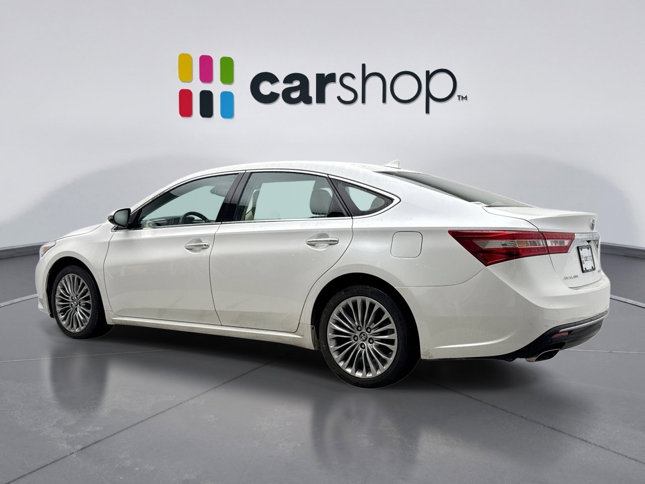 Used 2017 Toyota Avalon Limited w/ Carpet Mat Package image 3