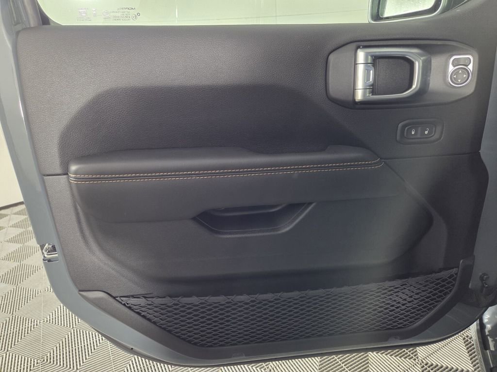 New 2026 Jeep Gladiator Sport AWD/4WD image 16