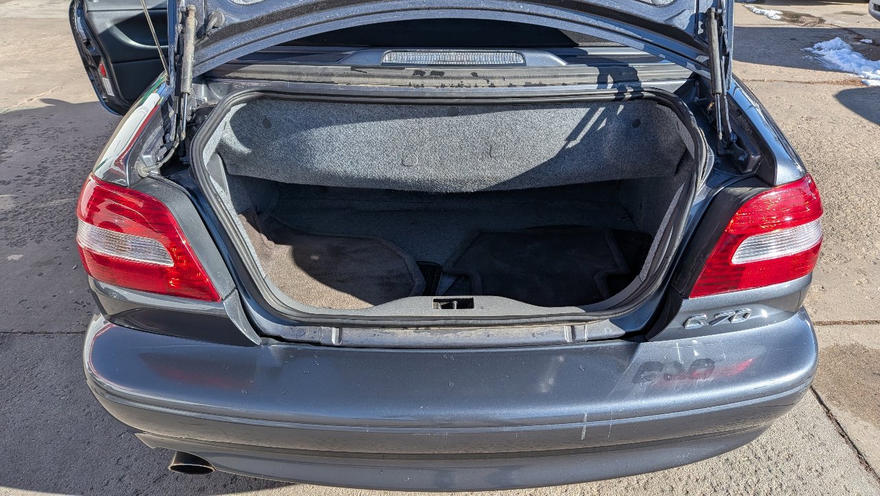 Used 2004 Volvo C70 HT image 10