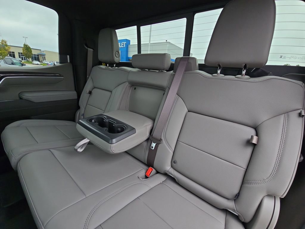 New 2026 Chevrolet Silverado 1500 LTZ w/ LTZ Premium Package image 13