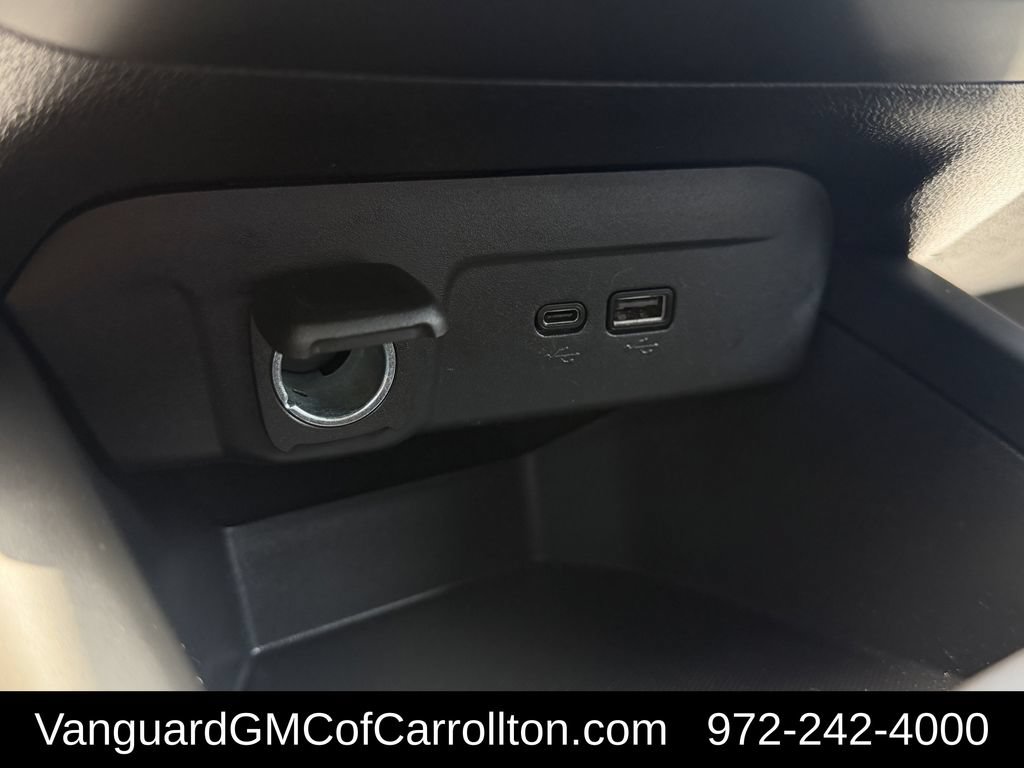 Used 2024 Chevrolet Trax RS FWD image 21