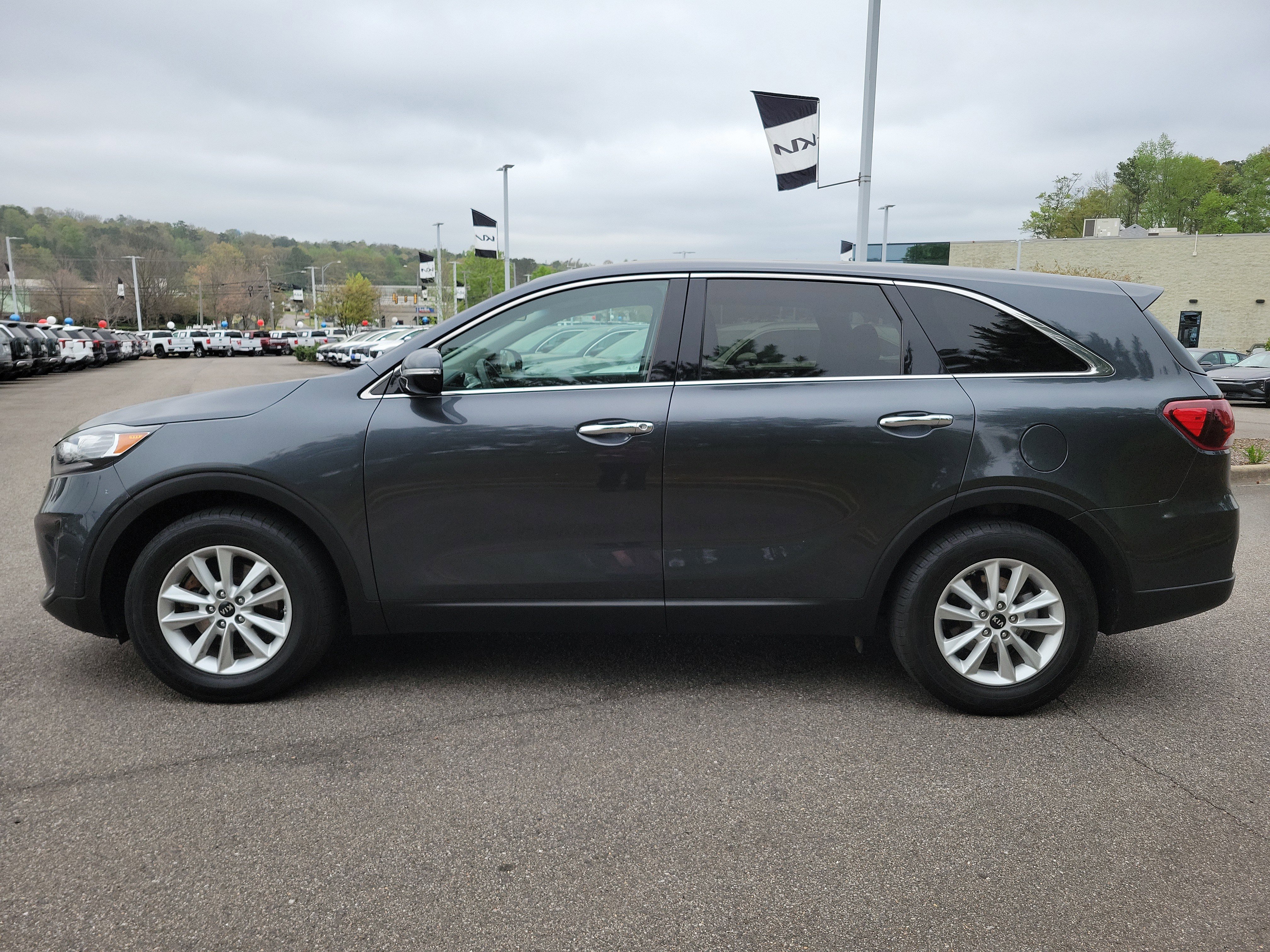 Used 2020 Kia Sorento LX image 21