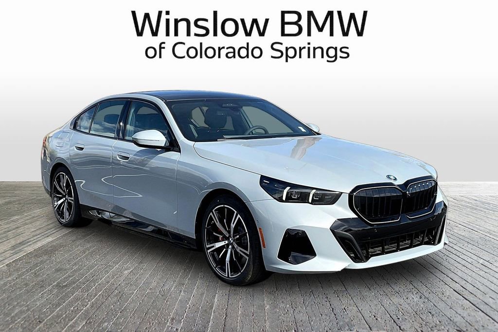 New 2026 BMW 550e xDrive