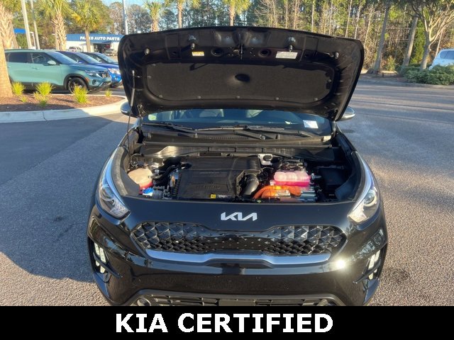 Certified 2022 Kia Niro Touring Special Edition image 9