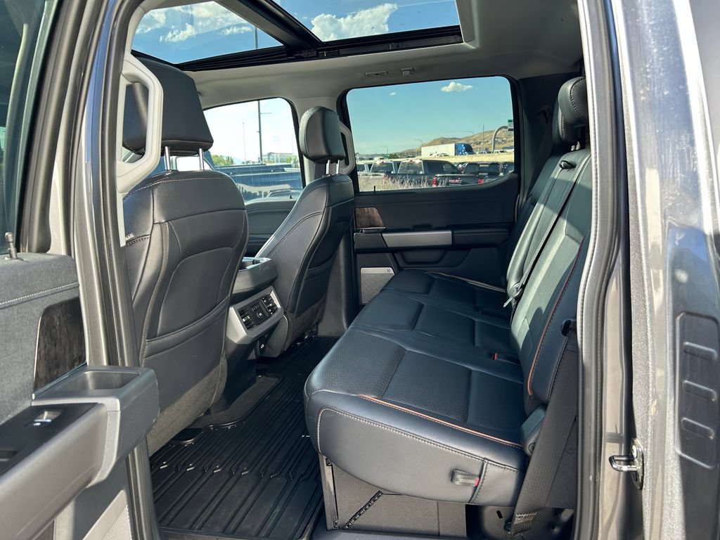 Used 2026 Ford F350 Lariat w/ Black Appearance Package AWD/4WD image 9