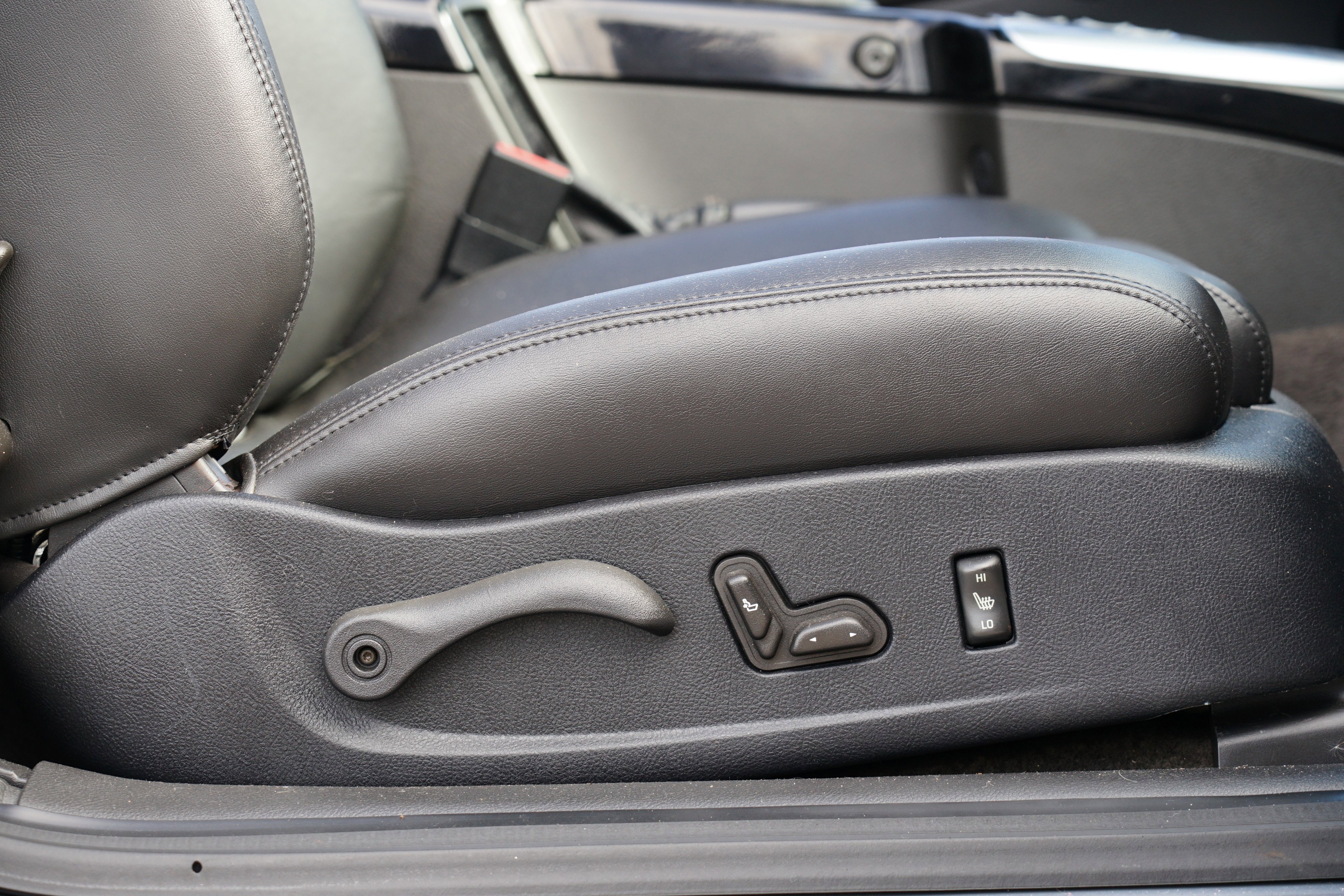 Used 2006 Chevrolet SSR w/ Preferred Equipment Group RWD image 14