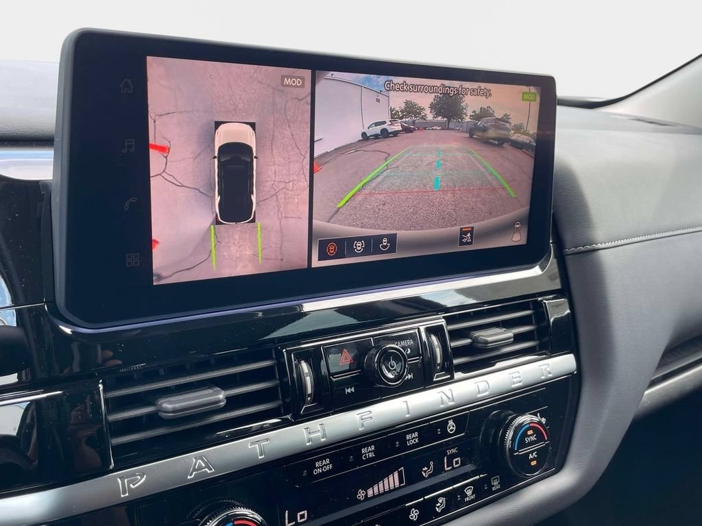 New 2026 Nissan Pathfinder SL FWD image 28