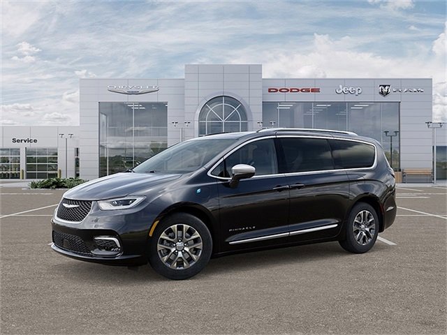 New 2026 Chrysler Pacifica Pinnacle image 2