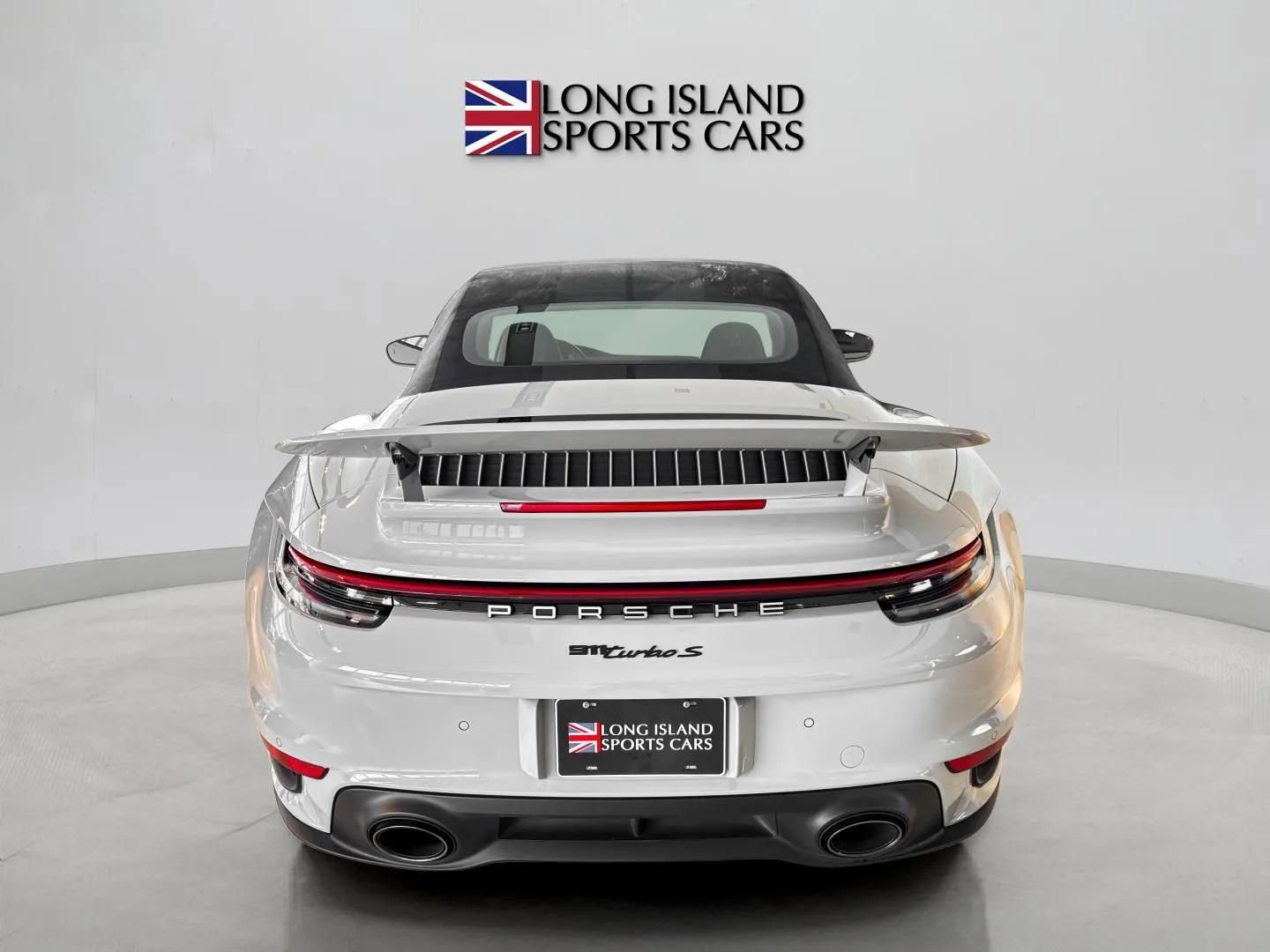 Used 2022 Porsche 911 Turbo S image 10