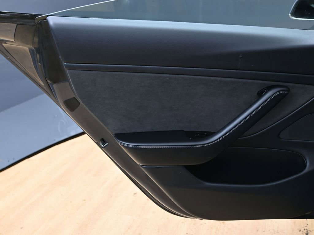 Used 2018 Tesla Model 3 Long Range image 46