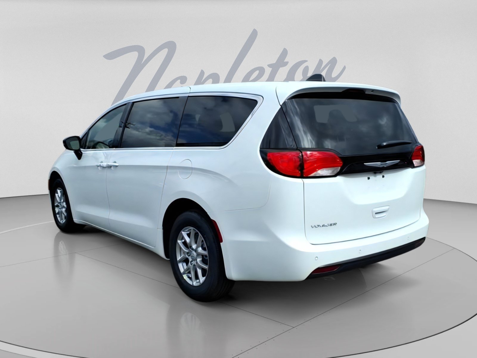 New 2026 Chrysler Voyager LX FWD image 5