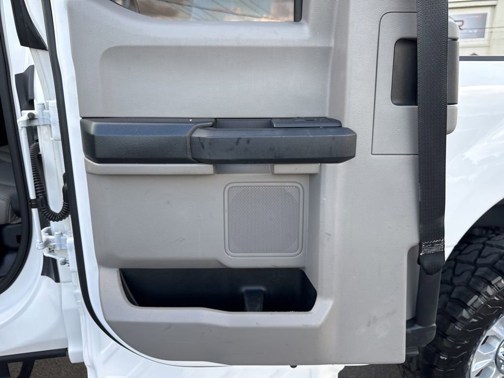 Used 2022 Ford F250 XL w/ Power Equipment Group AWD/4WD image 26
