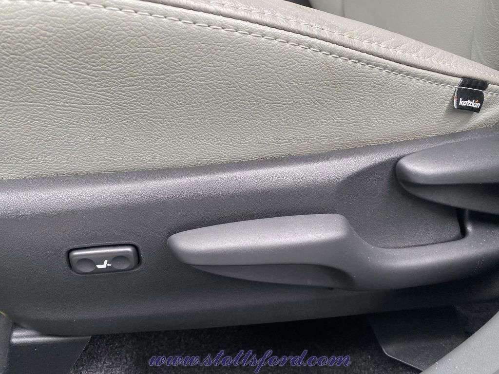 Used 2012 Toyota Prius V Three FWD image 15