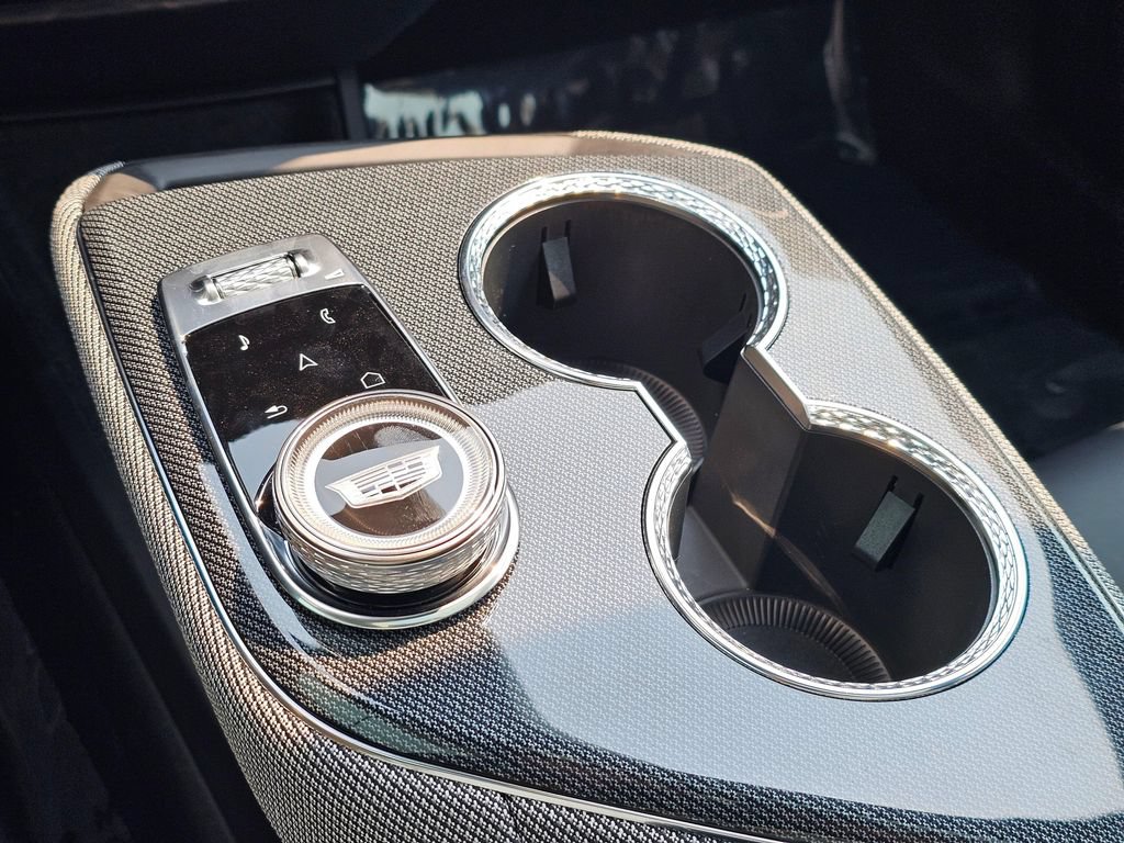 New 2026 Cadillac Optiq Sport 1 AWD/4WD image 32