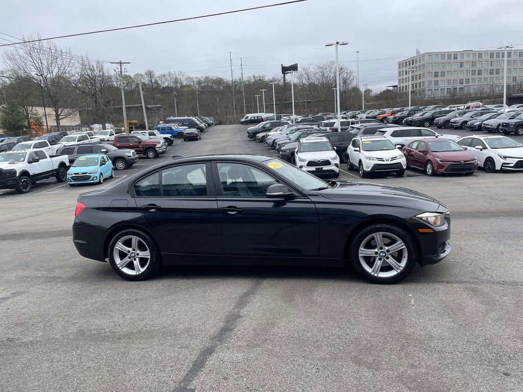 Used 2013 BMW 328i xDrive Sedan AWD/4WD image 7