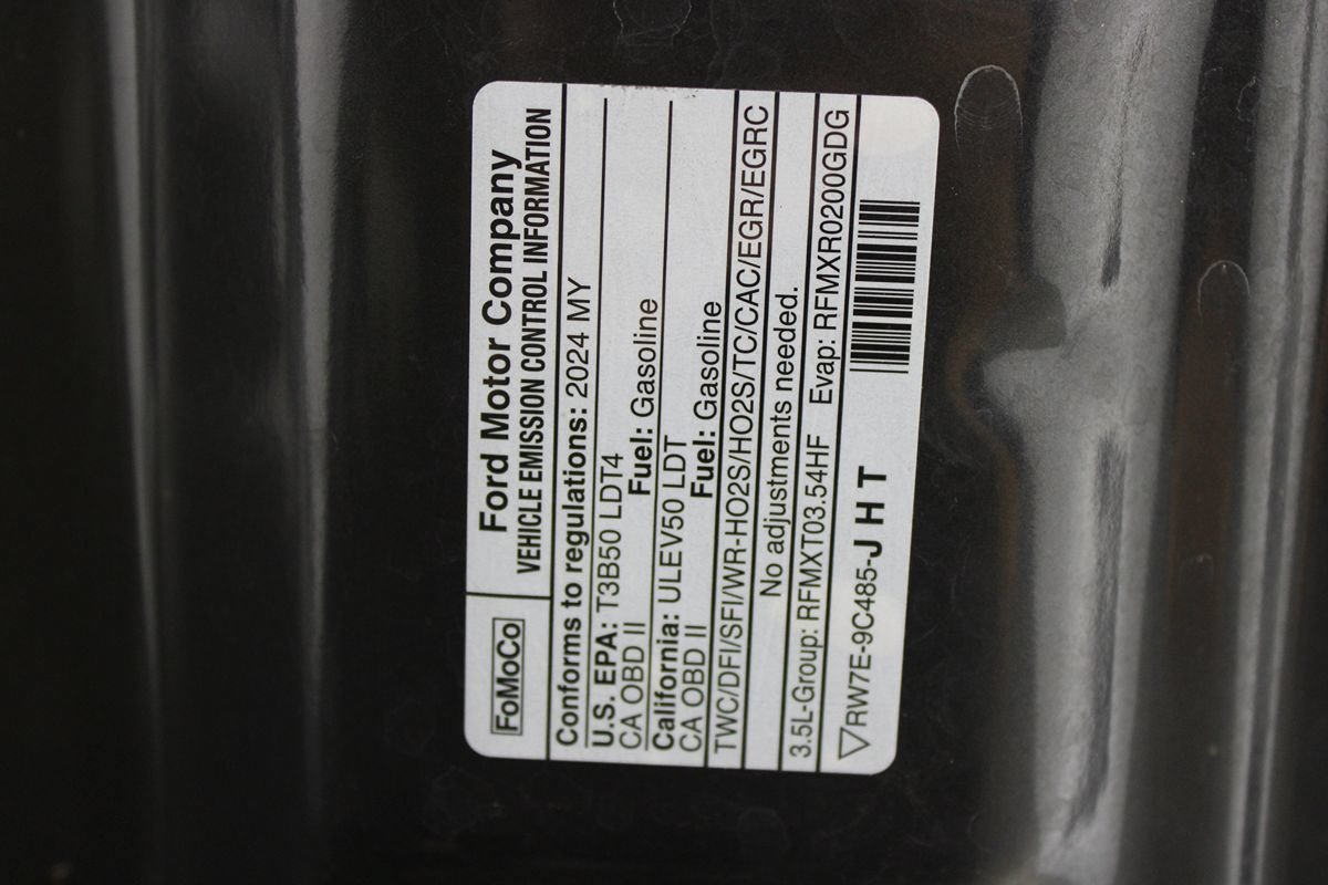 Used 2024 Ford Expedition XLT RWD image 34