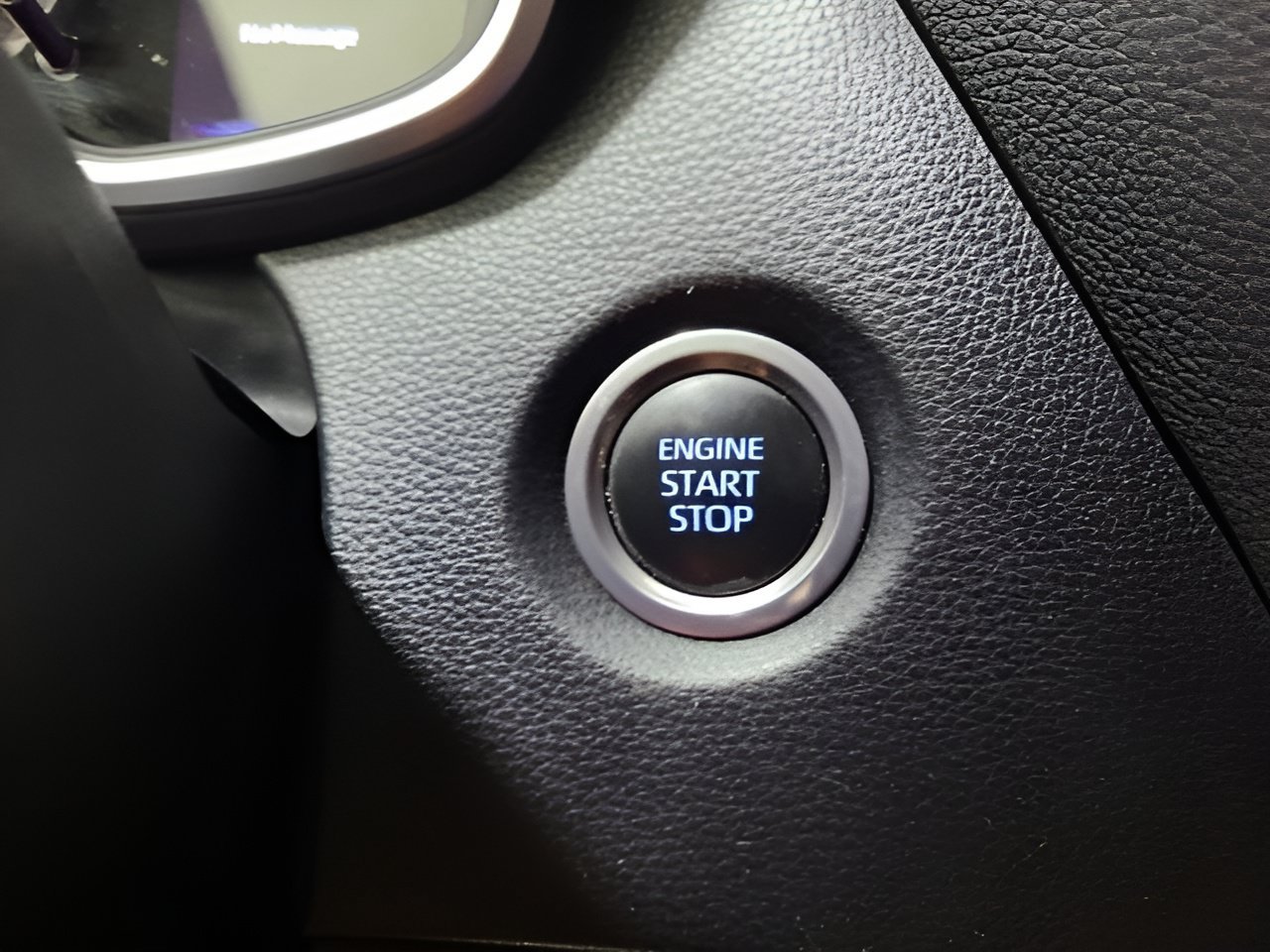 Used 2022 Toyota Corolla SE FWD image 33