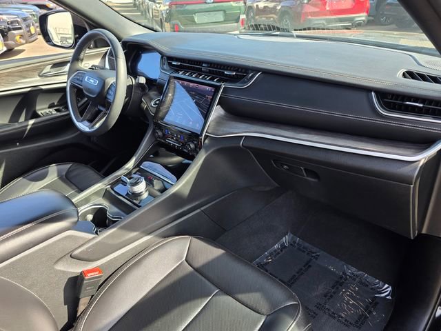 Used 2024 Jeep Grand Cherokee L Limited w/ Luxury Tech Group II AWD/4WD image 10