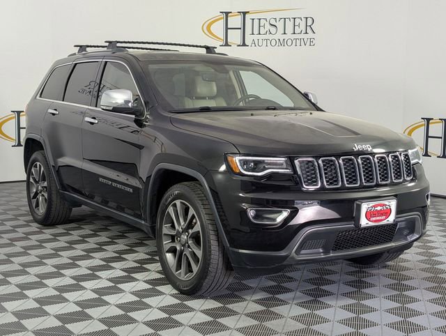 Used 2018 Jeep Grand Cherokee Limited w/ Luxury Group II image 2