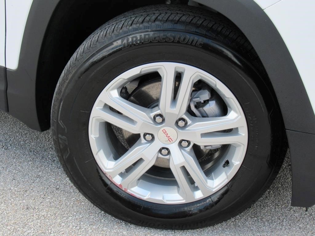 Certified 2024 GMC Terrain SLE image 8