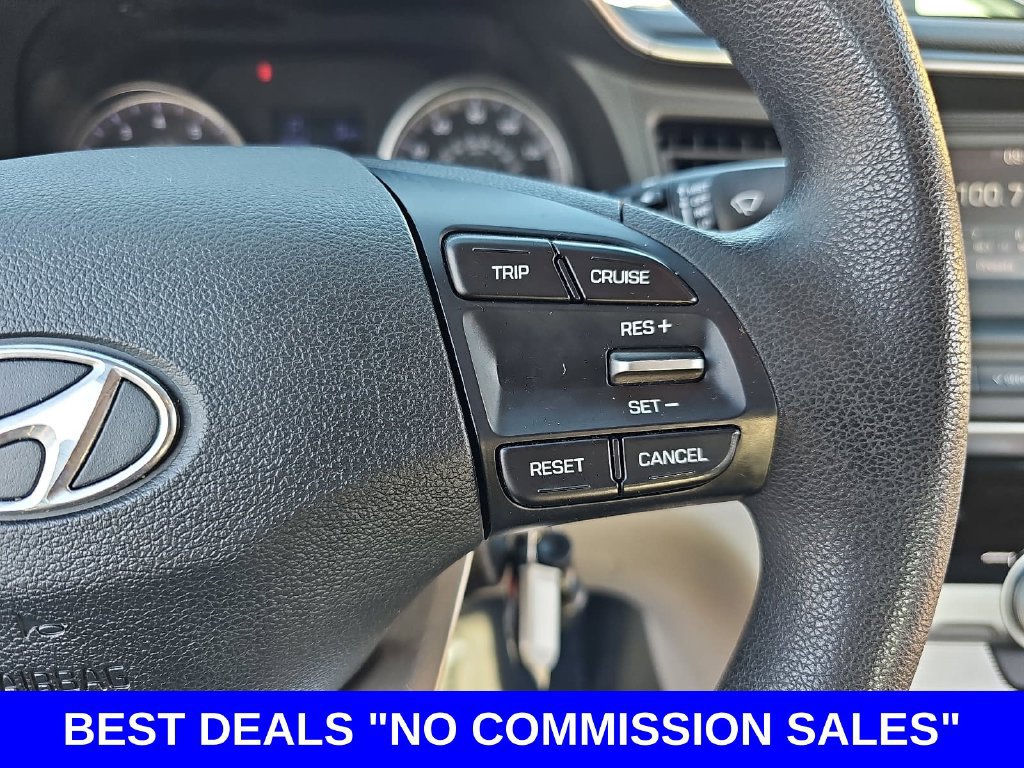 Used 2019 Hyundai Elantra SE FWD image 17