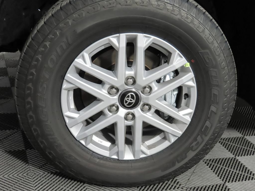 New 2025 Toyota Tundra SR5 image 31