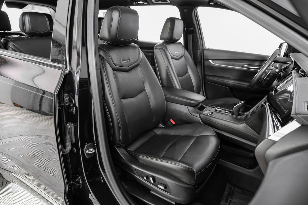 Used 2020 Cadillac XT6 Sport AWD/4WD image 37