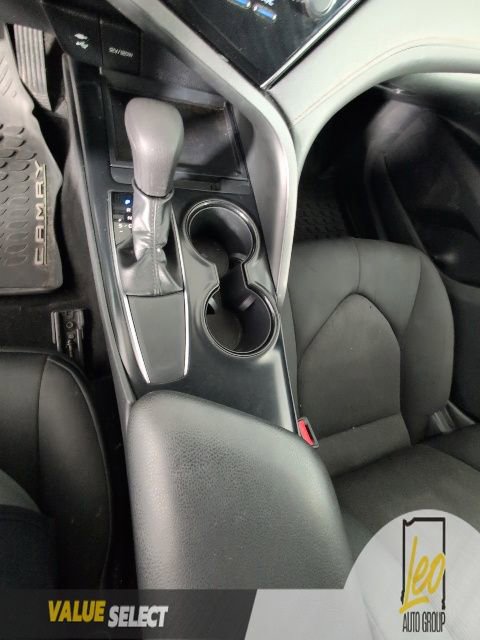 Used 2019 Toyota Camry LE image 19